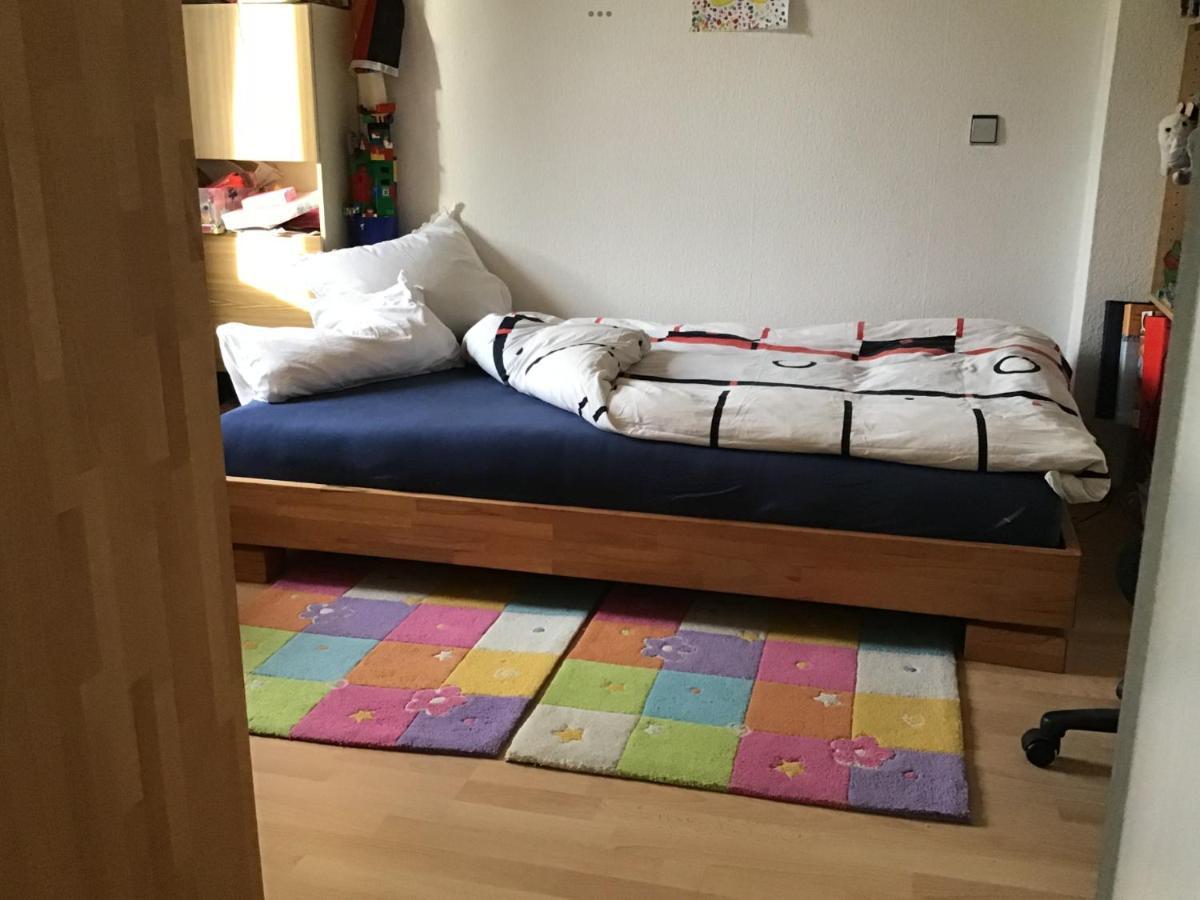 Doppelzimmer Mit Terrasse Zum Garten, Ruhig, Weinbergsblick, Zusaetzliches Kinderzimmer Anbei Moeglich Winningen Bagian luar foto